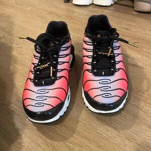 Women’s Nike Air Max Plus